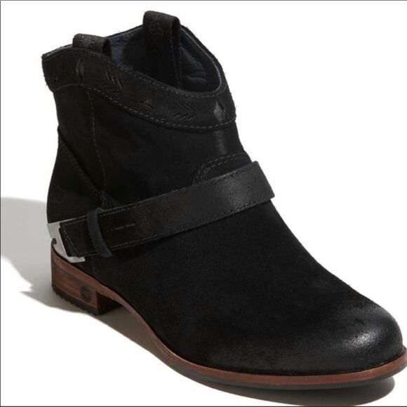 UGG Austin Western Suede Bootie - BLACK - Picture 2 of 7